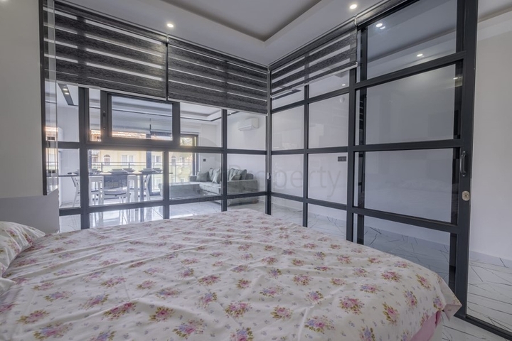 قريبة من شاطئ كليوباترا -شقة 1+1 - في مركز الانيا