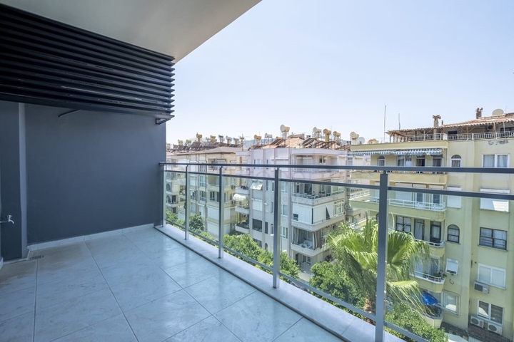 قريبة من شاطئ كليوباترا -شقة 1+1 - في مركز الانيا