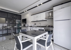 قريبة من شاطئ كليوباترا -شقة 1+1 - في مركز الانيا