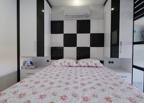 قريبة من شاطئ كليوباترا -شقة 1+1 - في مركز الانيا