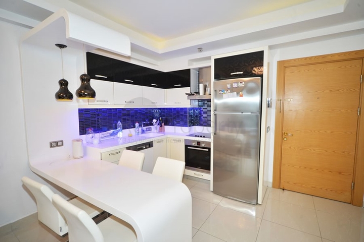 مجمع فاخر بخدمات 5 نجوم - شقة 1+1 -مفروشة -في مهموتلار / الانيا 