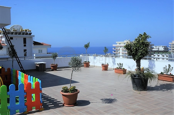 قريبة من البحر -ضمن مجمع سكني -شقة 1+1 -في مهموتلار / الانيا 