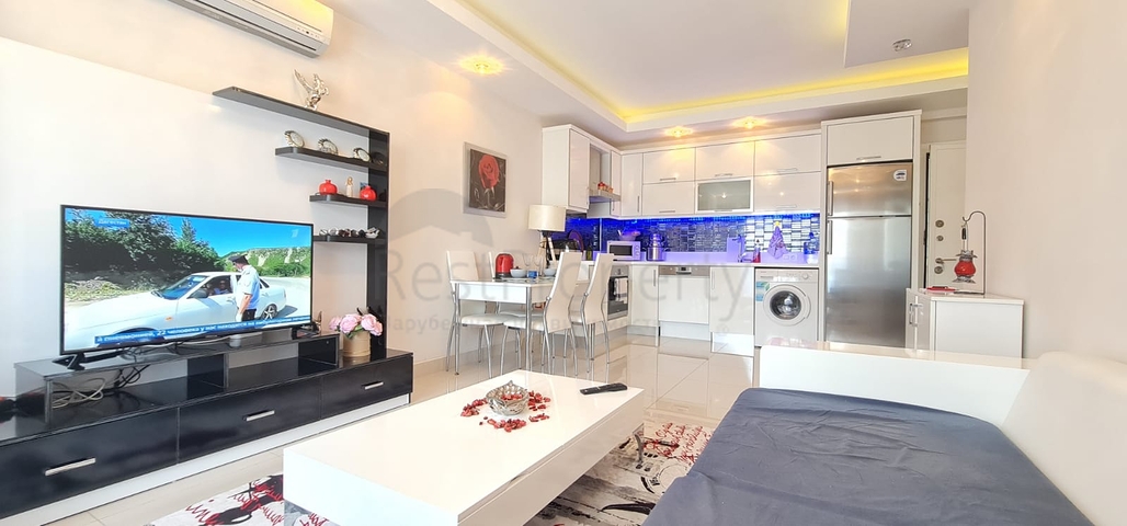 قريبة من البحر -ضمن مجمع سكني -شقة 1+1 -في مهموتلار / الانيا 