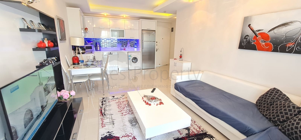 قريبة من البحر -ضمن مجمع سكني -شقة 1+1 -في مهموتلار / الانيا 