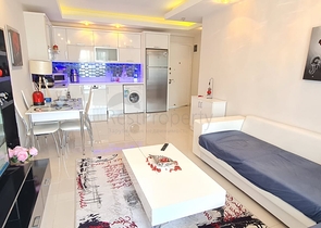 قريبة من البحر -ضمن مجمع سكني -شقة 1+1 -في مهموتلار / الانيا 