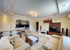 اطلالة بحر ساحرة -شقة 2 غرفة وصالة -مفروشة -في مهموتلار / الانيا 