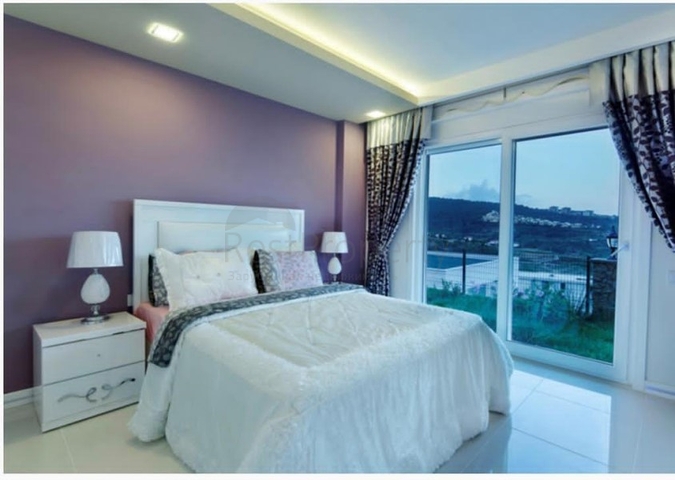 مناسبة للجنسية التركية -فيلا فاخرة - في كارجي جلك / الانيا 