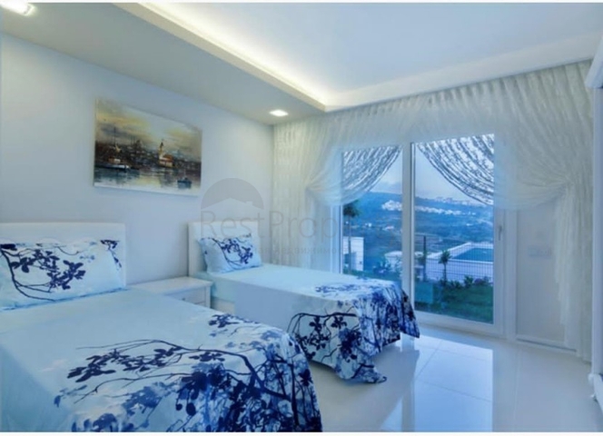 مناسبة للجنسية التركية -فيلا فاخرة - في كارجي جلك / الانيا 