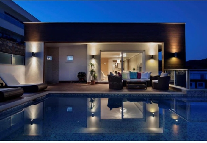 مناسبة للجنسية التركية -فيلا فاخرة - في كارجي جلك / الانيا 