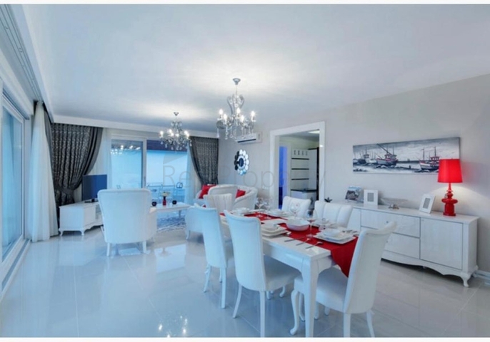 مناسبة للجنسية التركية -فيلا فاخرة - في كارجي جلك / الانيا 