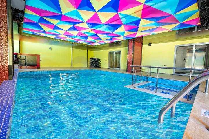 مجمع انيق وفاخر -شقة غرفة وصالة -مفروشة -في مهموتلار / الانيا 