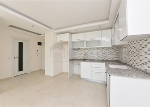 مجمع الرفاهية - شقة غرفة وصالة -غير مؤثثة -في افسلار / الانيا 