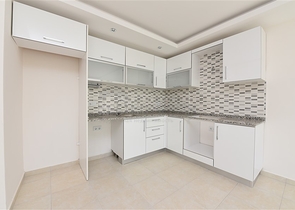 مجمع الرفاهية - شقة غرفة وصالة -غير مؤثثة -في افسلار / الانيا 