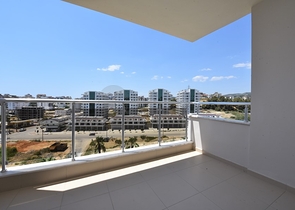 مجمع يضم كافة الخدمات -شقة غرفة وصالة -مؤثثة -في افسلار / الانيا 