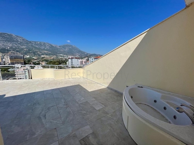 اطلالة بحر مباشرة -دوبلكس 4 غرف وصالة -في مهموتلار / الانيا 