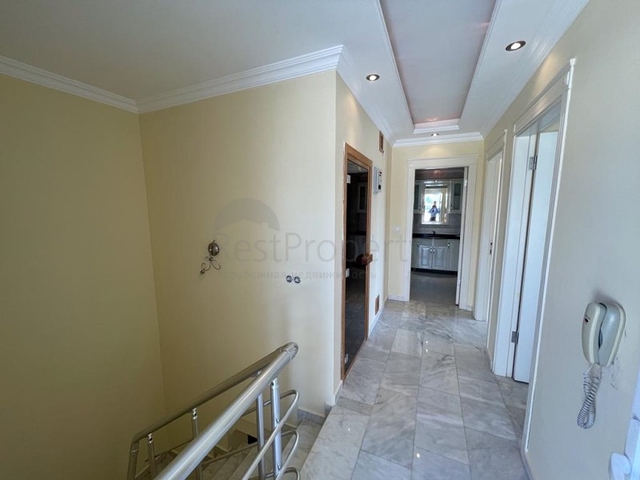 اطلالة بحر مباشرة -دوبلكس 4 غرف وصالة -في مهموتلار / الانيا 