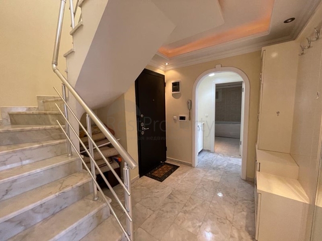 اطلالة بحر مباشرة -دوبلكس 4 غرف وصالة -في مهموتلار / الانيا 