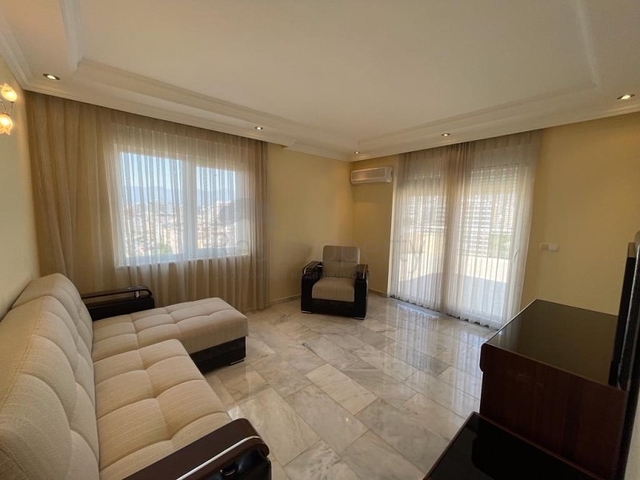 اطلالة بحر مباشرة -دوبلكس 4 غرف وصالة -في مهموتلار / الانيا 