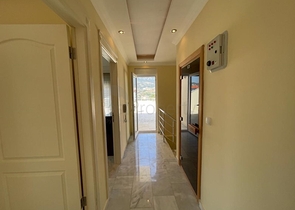 اطلالة بحر مباشرة -دوبلكس 4 غرف وصالة -في مهموتلار / الانيا 