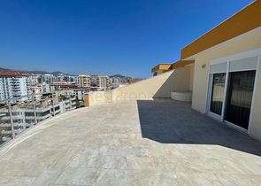 اطلالة بحر مباشرة -دوبلكس 4 غرف وصالة -في مهموتلار / الانيا 