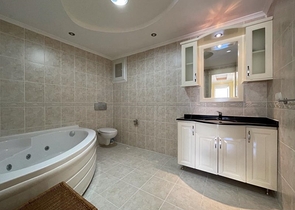 اطلالة بحر مباشرة -دوبلكس 4 غرف وصالة -في مهموتلار / الانيا 