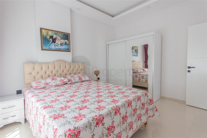 شقة غرفة وصالة -مفروشة -في مهموتلار / الانيا 