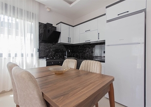 شقة غرفة وصالة -مفروشة -في مهموتلار / الانيا 