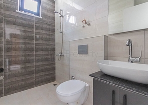 شقة غرفة وصالة -مفروشة -في مهموتلار / الانيا 