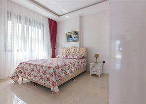 شقة غرفة وصالة -مفروشة -في مهموتلار / الانيا 