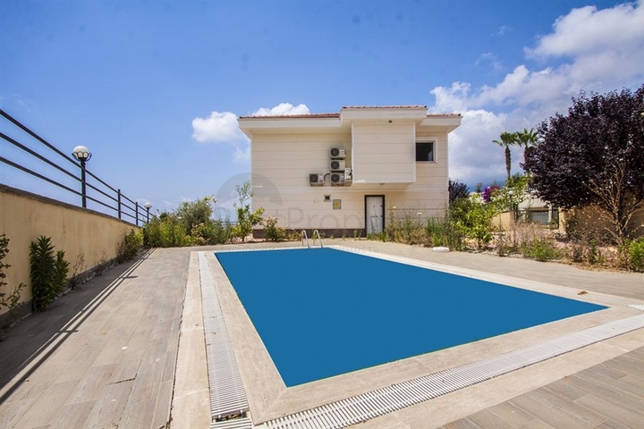 فيلا مستقلة -اطلالة بحر - مسبح خاص - في كارجي جاك / الانيا 