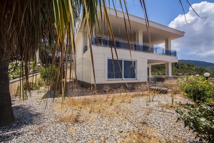 فيلا مستقلة -اطلالة بحر - مسبح خاص - في كارجي جاك / الانيا 