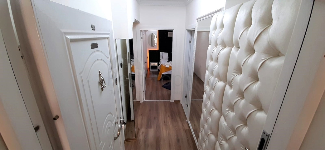 قريبة من البحر والخدمات -شقة مفروشة من تصميم 1+1 - في مهموتلار / الانيا 