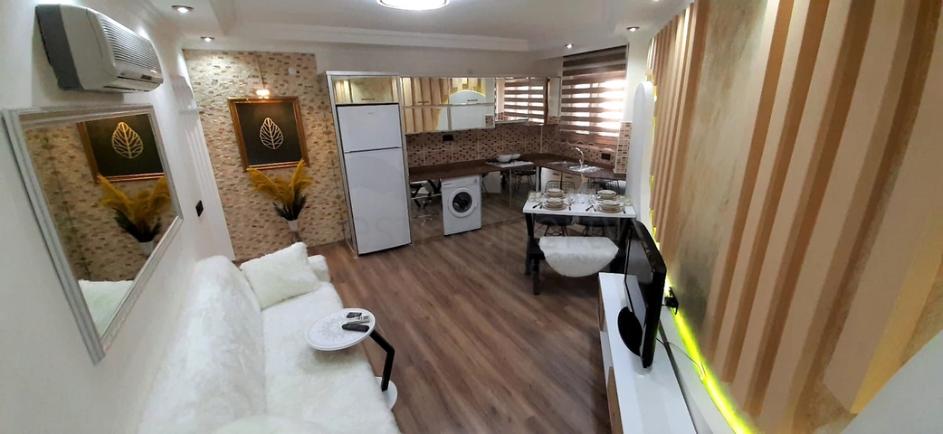 قريبة من البحر والخدمات -شقة مفروشة من تصميم 1+1 - في مهموتلار / الانيا 