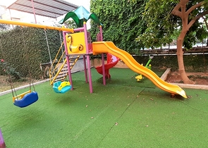 قريبة من البحر والخدمات -شقة مفروشة من تصميم 1+1 - في مهموتلار / الانيا 