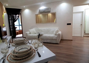 قريبة من البحر والخدمات -شقة مفروشة من تصميم 1+1 - في مهموتلار / الانيا 