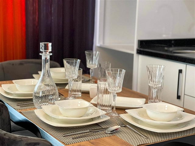 شقة غرفة وصالة  مفروشة بأناقة -ضمن مجمع سكني -في مهموتلار / الانيا 