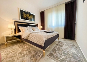 شقة غرفة وصالة  مفروشة بأناقة -ضمن مجمع سكني -في مهموتلار / الانيا 