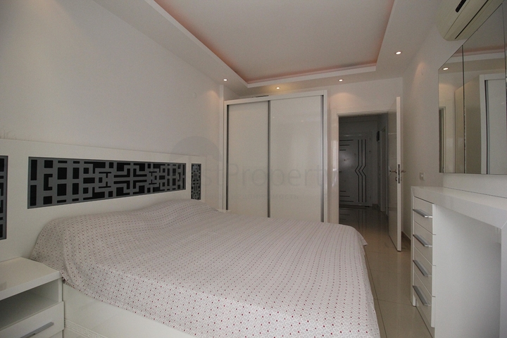 موقع مميز - شقة 1+1 - في مركز مدينة الانيا  