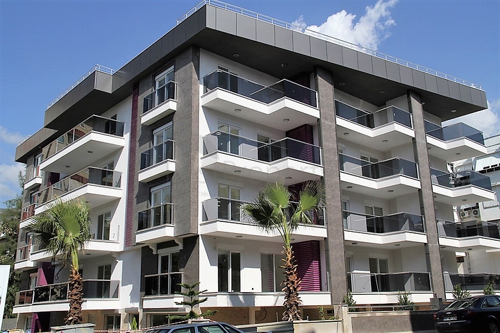 موقع مميز - شقة غرفة وصالة مفروشة -في مركز الانيا 