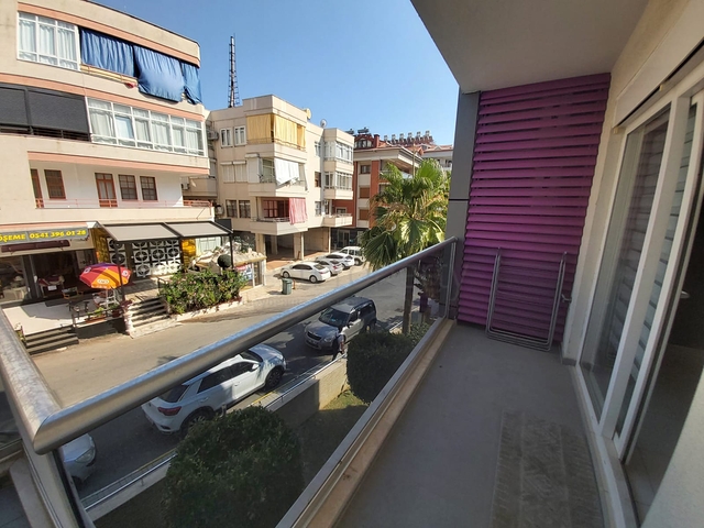 موقع مميز - شقة غرفة وصالة مفروشة -في مركز الانيا 