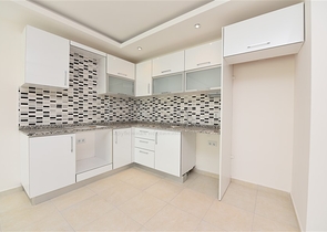 مجمع بخدمات 5 نجوم - غرفة وصالة - في افسلار / الانيا 