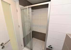 مجمع بخدمات 5 نجوم - غرفة وصالة - في افسلار / الانيا 