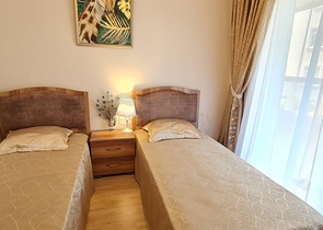 قريب من البحر والخدمات - شقة 2 غرفة وصالة - انيقة -في مهموتلار / الانيا 