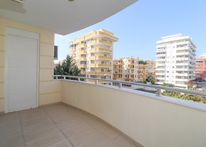 فرصة لا تفوت ! شقة باطلالة بحر - تصميم 1+2 - في مهموتلار / الانيا 