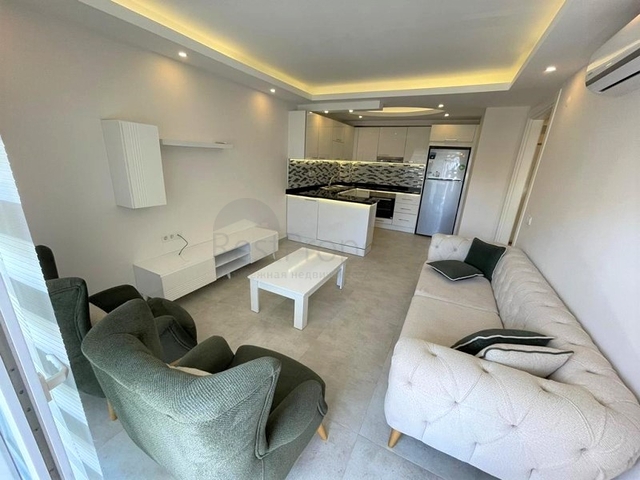 شقة غرفة وصالة -ضمن مجمع سكني - قريب من البحر والخدمات -في مهموتلار / الانيا 