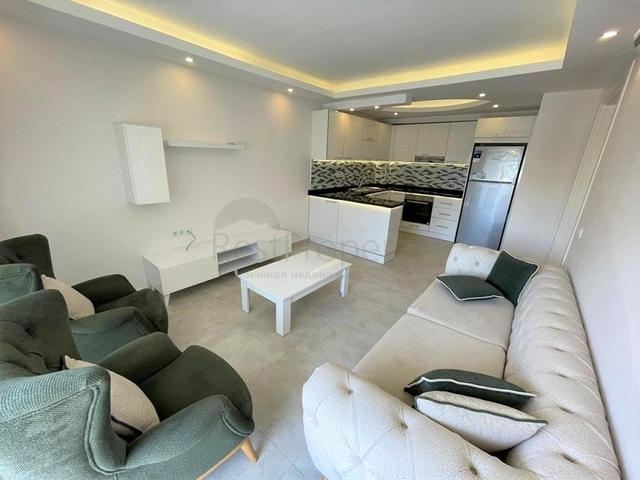 شقة غرفة وصالة -ضمن مجمع سكني - قريب من البحر والخدمات -في مهموتلار / الانيا 