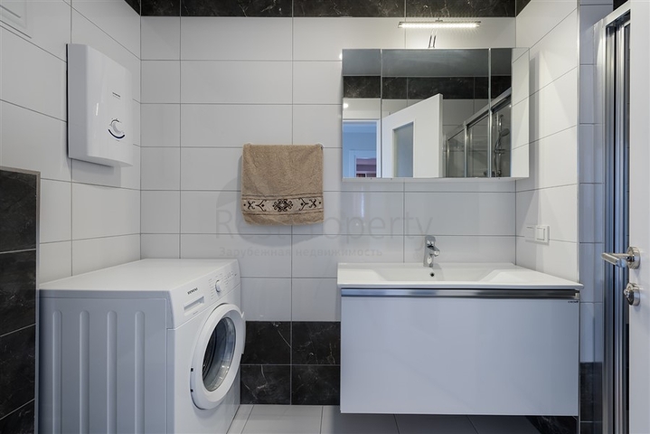 مجمع فاخر - شقة 2 غرفة وصالة -مفروشة بأناقة - في افسلار / الانيا 