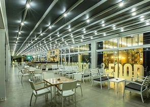 مجمع فاخر - شقة 2 غرفة وصالة -مفروشة بأناقة - في افسلار / الانيا 