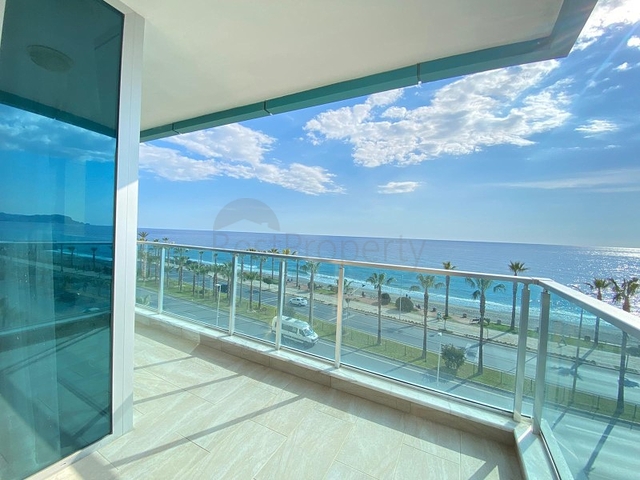 اطلالة بحر مباشرة -شقة ضمن مجمع فاخر على البخر مباشرة -في مهموتلار / الانيا 