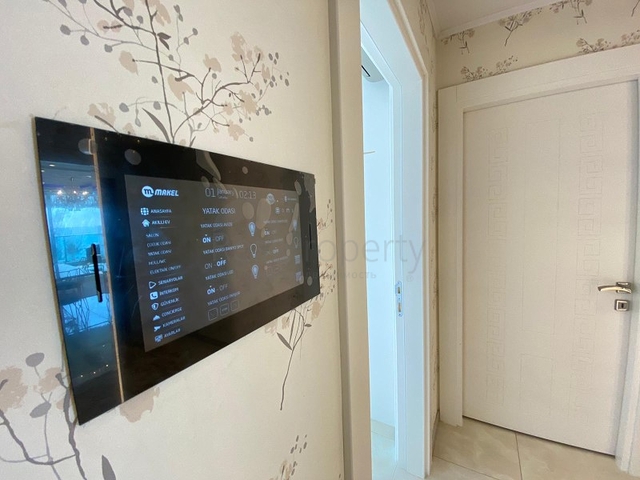 اطلالة بحر مباشرة -شقة ضمن مجمع فاخر على البخر مباشرة -في مهموتلار / الانيا 